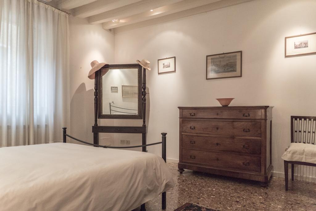 Accademia Terrazza Apartment *